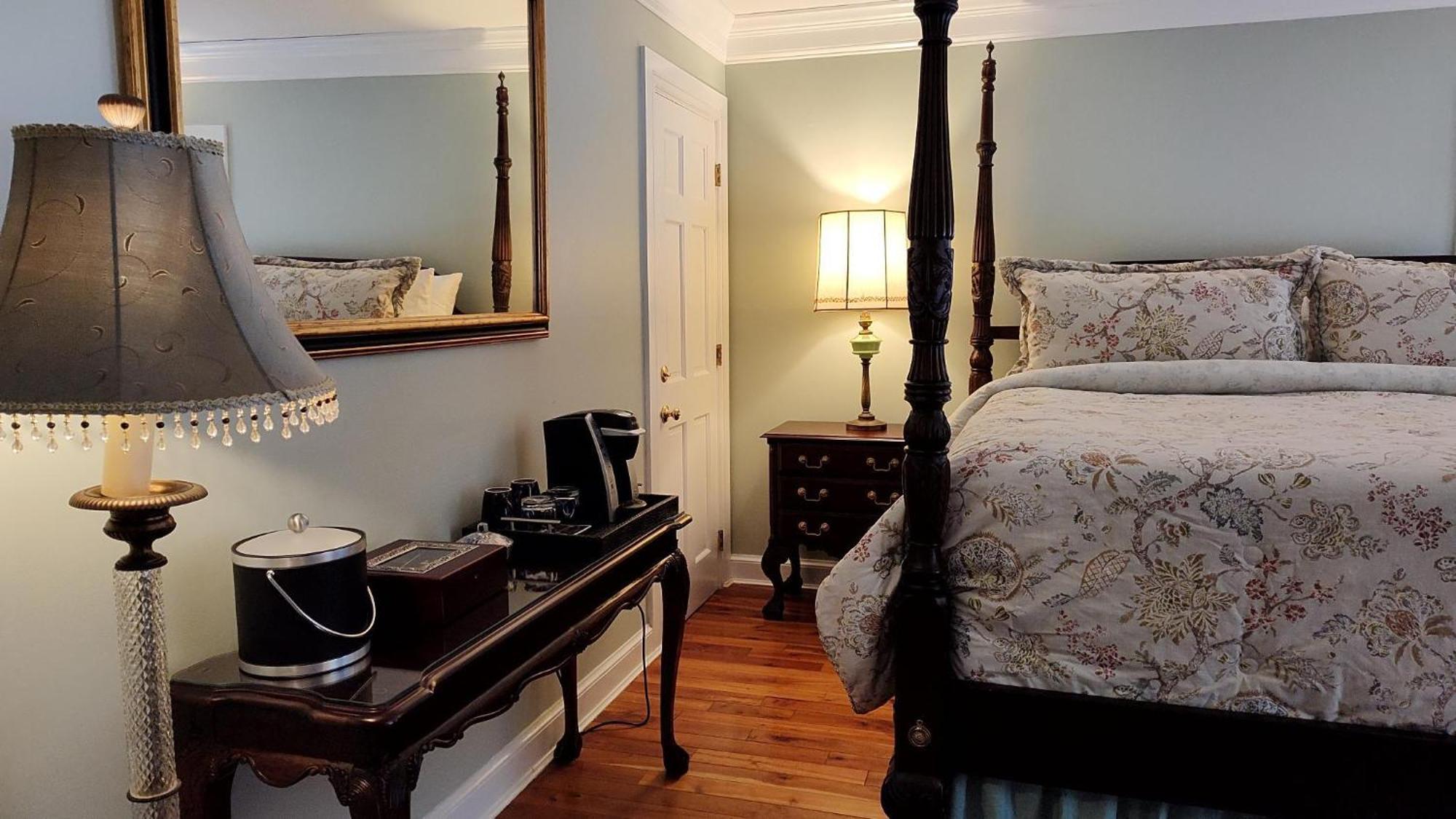 Kingsbay Mansion And Vacation Rental Houses Marion Стая снимка